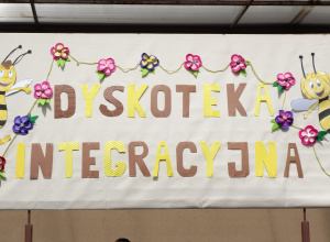 Integracyjna dyskoteka plenerowa "Pszczółka Maja i przyjaciele"